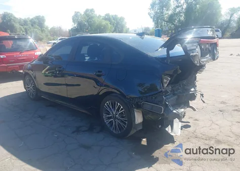 2024 Kia Forte Gt-Line z USA, uszkodzony, nr VIN 3KPF54AD9RE691375